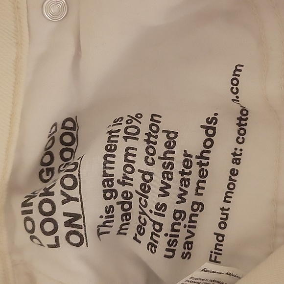 Cotton On straight leg jean. Off white. Great condition. Size 8. - Picture 3 of 4